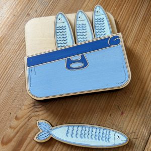 Aimant décoratif - Boîte de sardines en bois